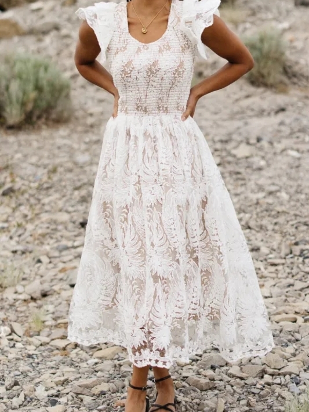 Ivy City Co Hattie Dress In White Lace - Picture 2 of 2